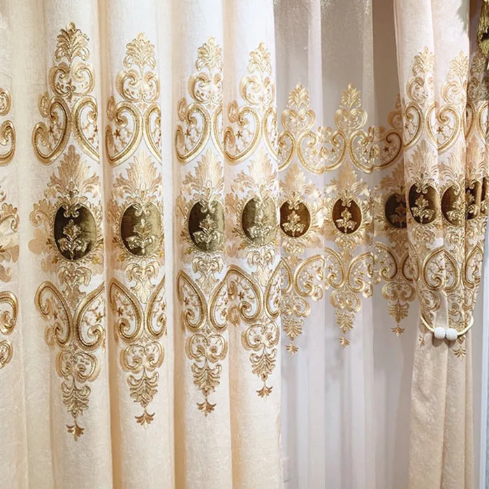 rideau occultant brodé motif floral beige or semi transparent baroque élégant métallique