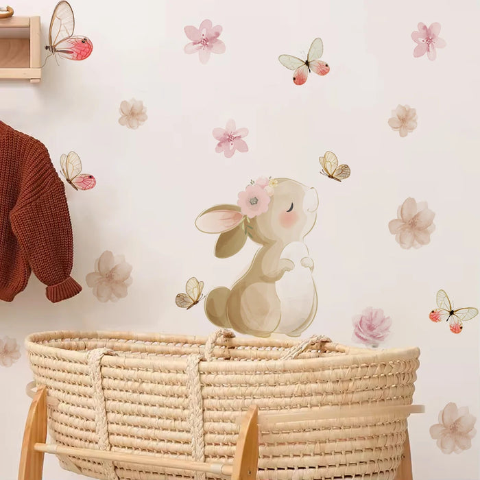 Autocollant mural lapin fleurs papillon rouge sur mur blanc
