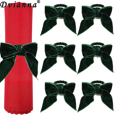 Ronds de serviette nœud papillon en velours vert pour table de Noël