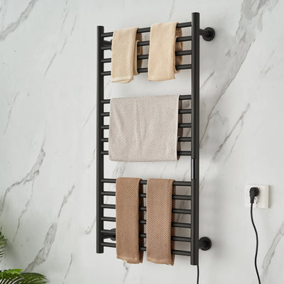 Porte-serviettes chauffant intelligent en acier inoxydable noir installé dans une salle de bain moderne