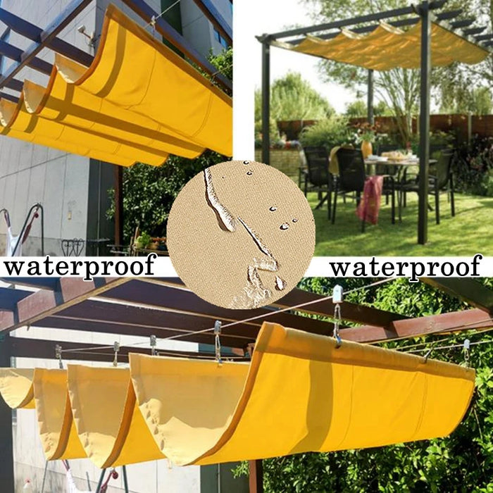 Voile d'ombrage télescopique à vagues installée sur une terrasse