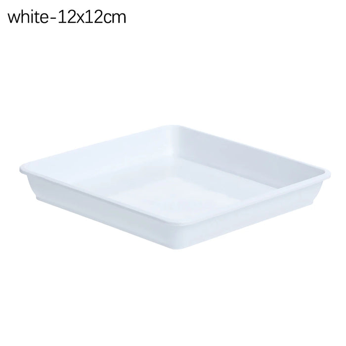 assiettes carrées modernes rouge noir blanc lisses opaques diverses tailles 12x12cm 15x15cm 18x18cm 22.2x22.2cm