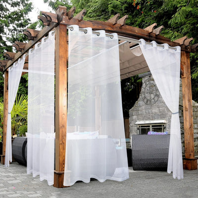 Rideau transparent imperméable pour terrasse avec œillets en couleur blanche