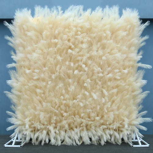 rideau plumes naturelles beige blanc décoration murale fleurs mariage fête décor rustique intérieur