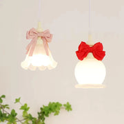 lampe suspendue nœud papillon rose cloche ondulée transparente chambre ado fille