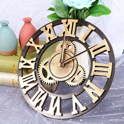 Horloge murale industrielle à engrenages en métal et bois vue de face