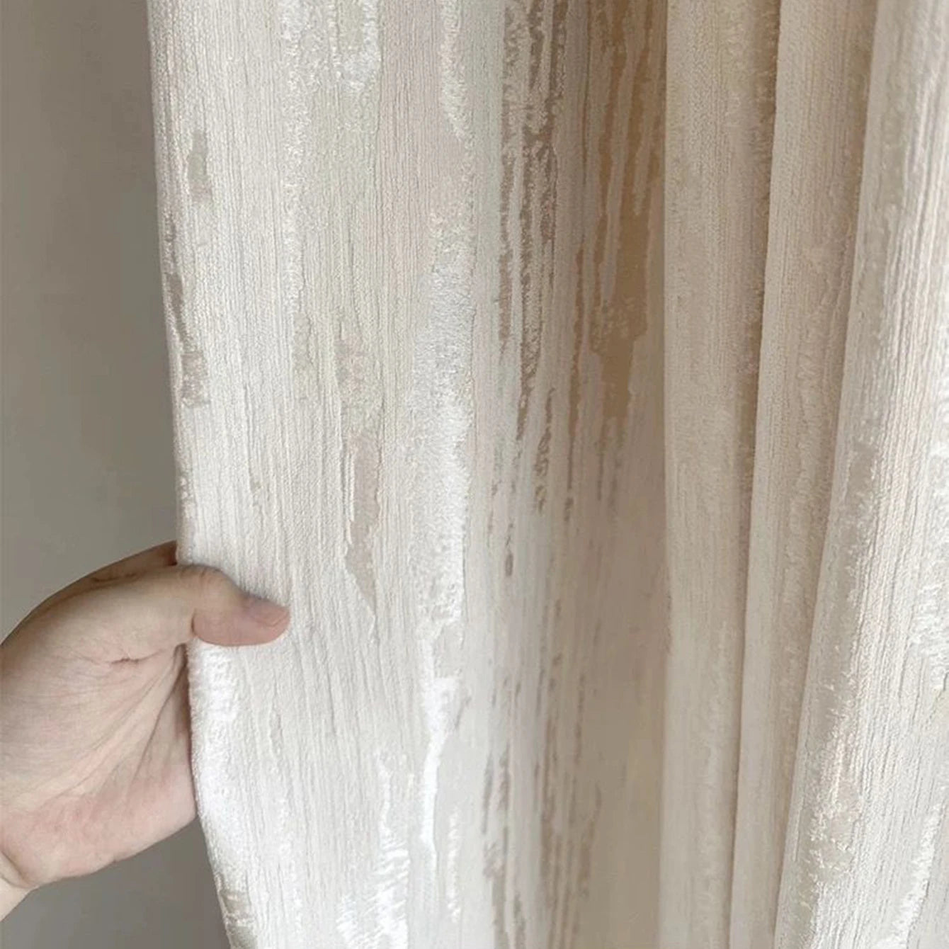 Rideau à crochets couleur crème