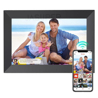 Cadre photo numérique connecté 10.1 pouces écran tactile IPS blanc sur un mur moderne