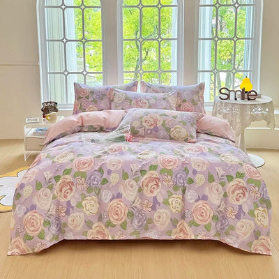 Housse de couette en coton imprimée blanche sur un lit moderne
