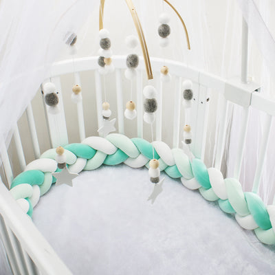 Pare-chocs de lit bébé tressé en acétate blanc pour protection et décoration