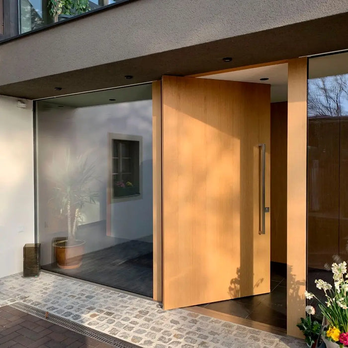 Porte d'entrée extérieure en aluminium beige haute sécurité vue de face