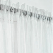 rideaux blanc voilage translucide moderne finelines verticales tringle métallique decoration chambre moderne