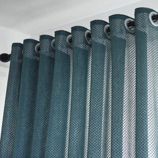 rideaux semi transparent modernes bleu foncé gris tissage géométrique blanc tringle chambre coucher