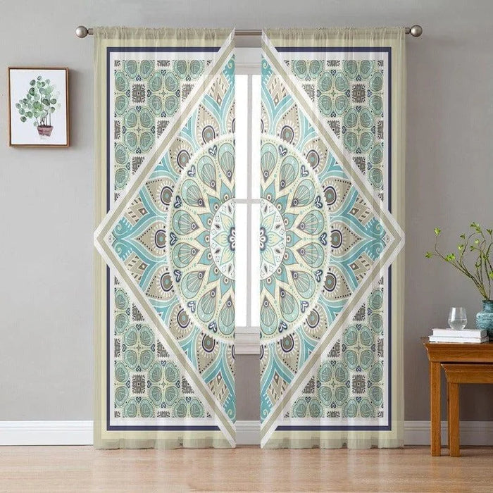Rideaux élégants au motif mandala dans des tons bleus et beiges, ajoutant une touche artistique et zen à n'importe quelle pièce. Parfait pour le salon ou la chambre, ces rideaux transformeraient votre espace en un havre de paix tout en permettant une diffusion douce de la lumière. Idéal pour créer une ambiance relaxante et bohème. Simple à installer, ce design unique est l'accessoire déco parfait pour personnaliser votre intérieur.