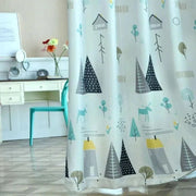 rideau semi transparent motif arbres maison couleurs naturelles champêtre decoration chambre enfant opacité intermédiaire