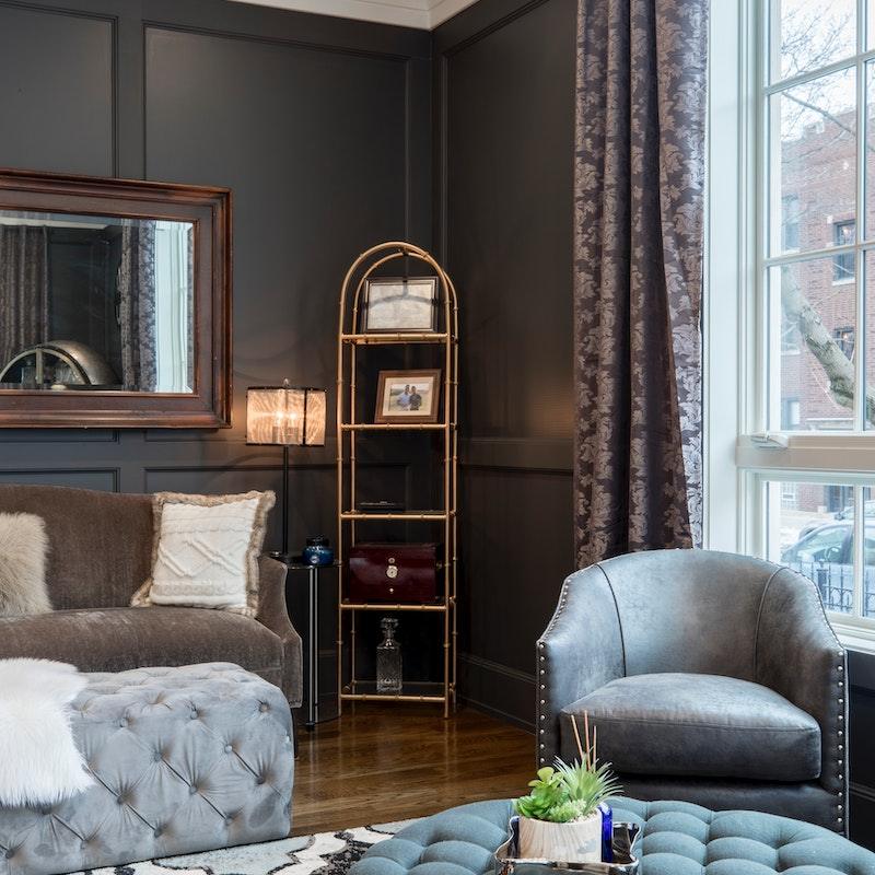 Un rideau élégant pour sublimer votre salon, apportant une touche de style et d'intimité à votre espace de vie.