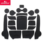 protections intérieur auto noir rouge adhésives texturées nid d'abeille sportives opalettes pieces decoratives