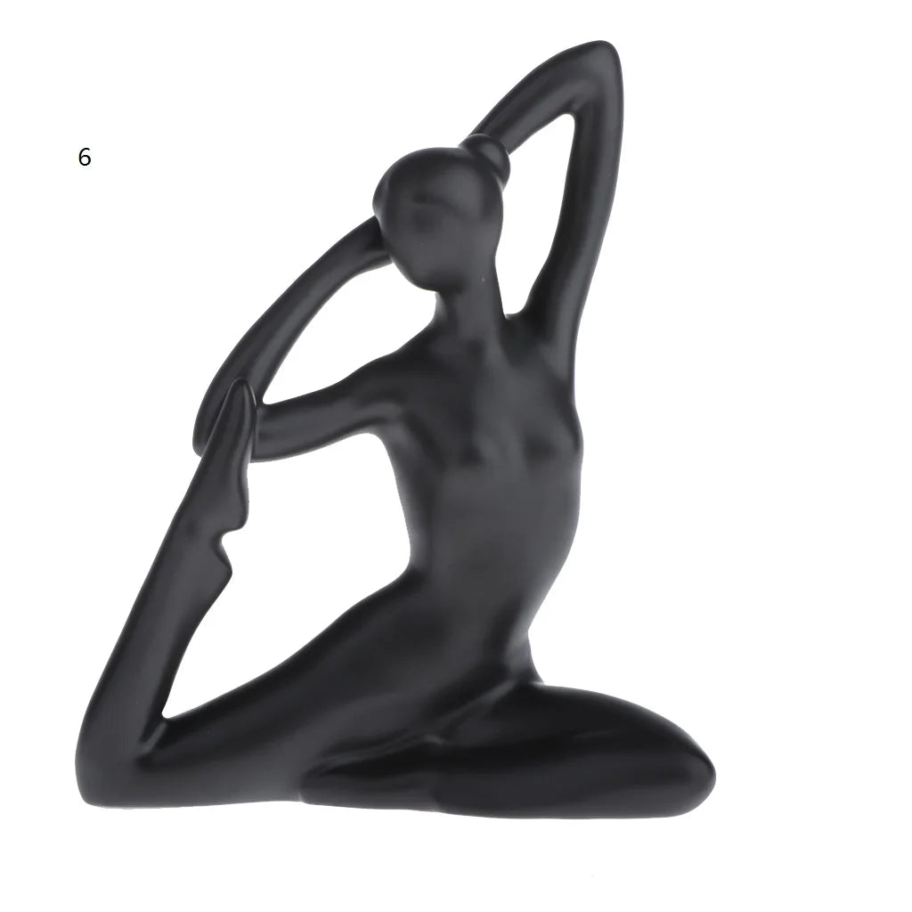 ornements deco moderne figurines yoga noires differentes poses minimaliste sculptural