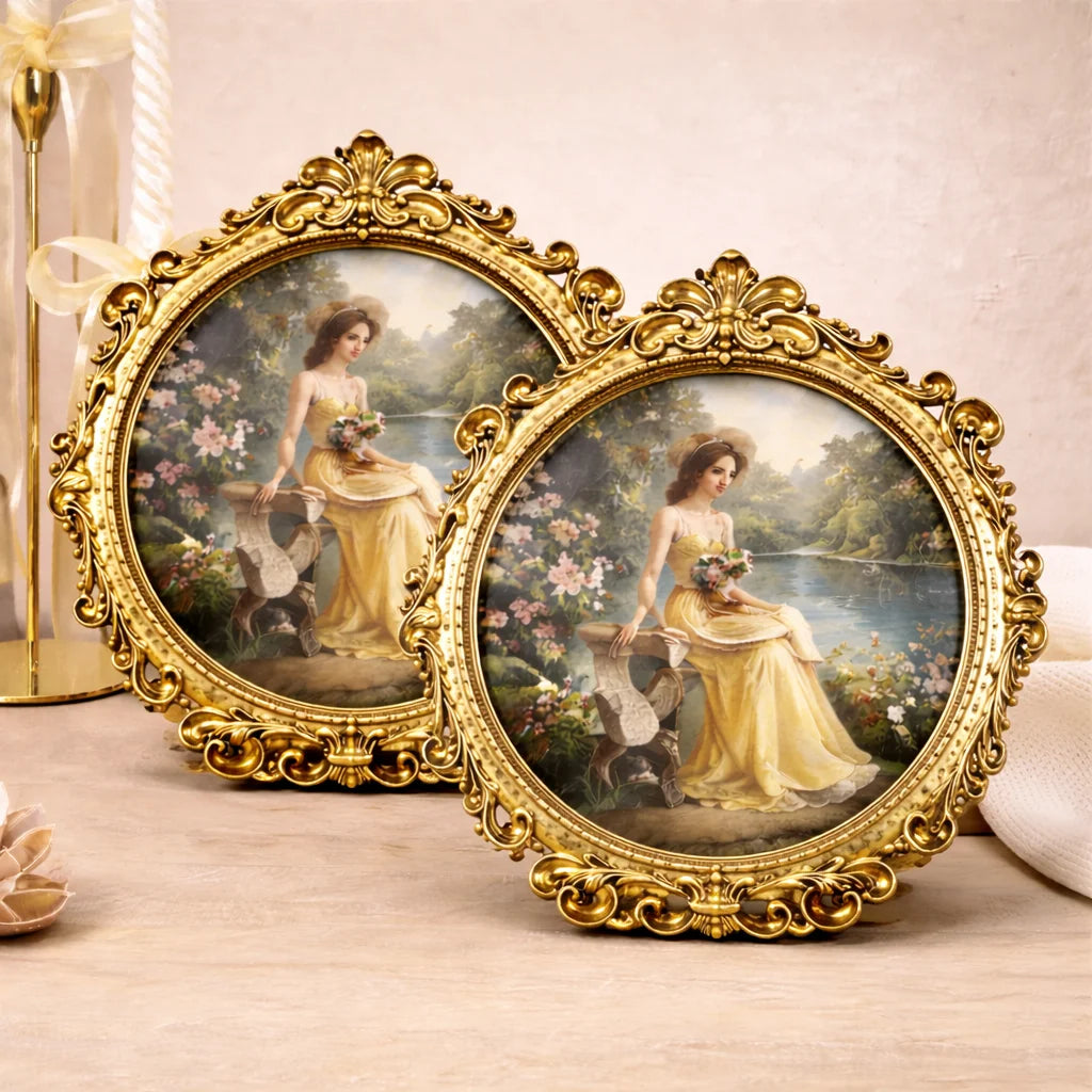 Cadres photo ovales vintage ornaements floraux shabby chic decoratifs imprimés motifs roses vintage floral