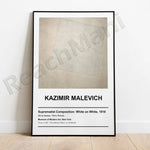 L'image montre une affiche encadrée présentant une œuvre de Kazimir Malevitch intitulée "Suprematist Composition: White on White" exposée au Museum of Modern Art de New York.