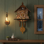 horloge murale pendule bois naturel village traditionnel personnages animaux maison arbre déco salon