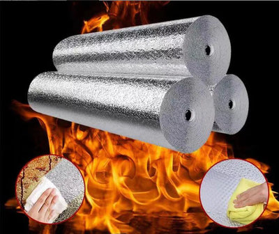 Autocollant mural cuisine aluminium résistant à la chaleur sur un frigo