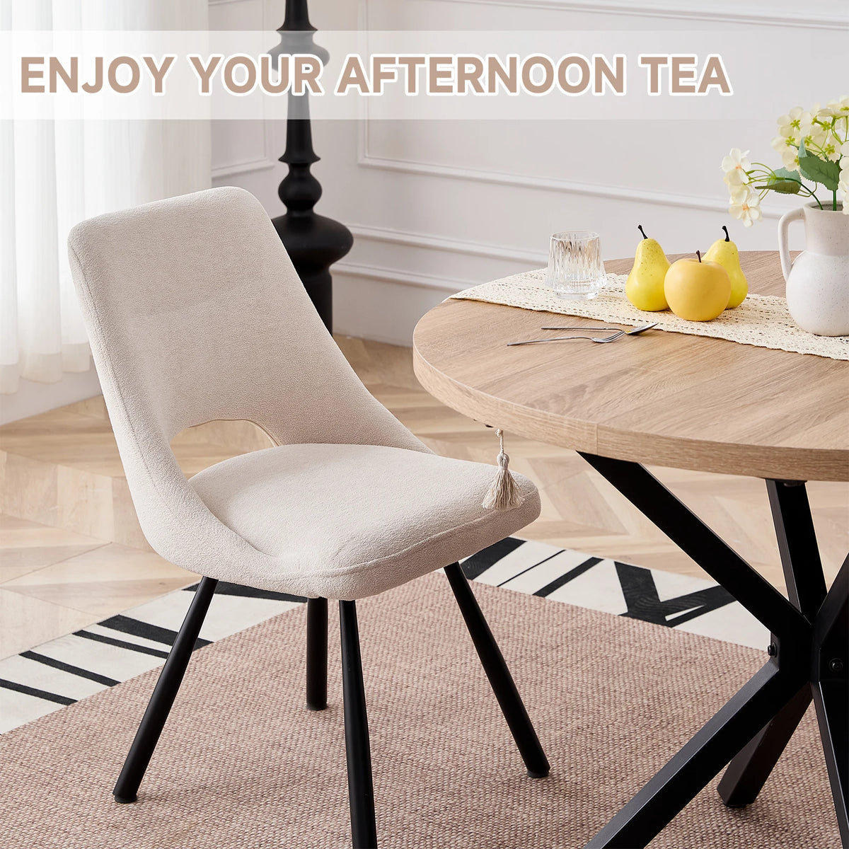 table ronde moderne bois naturel structure métallique noire chaises incluses diamètre 100cm hauteur 76.5cm