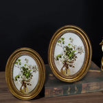 cadre photo ovale orné motif floral peint vintage décoratif decoration ornemental