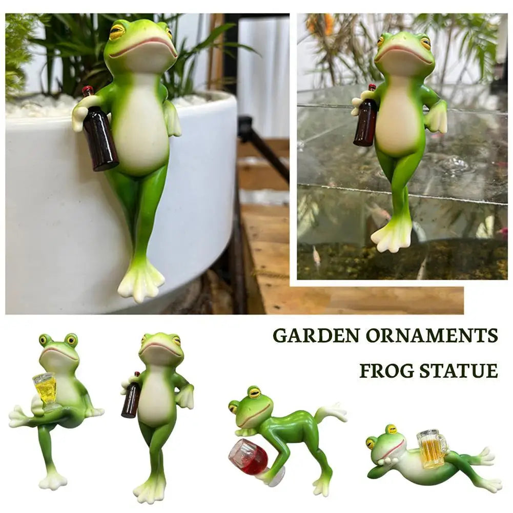 statuette grenouille verte humoristique transparente jardin balcon vertes blanches marron posant bouteille verre decorationextérieur