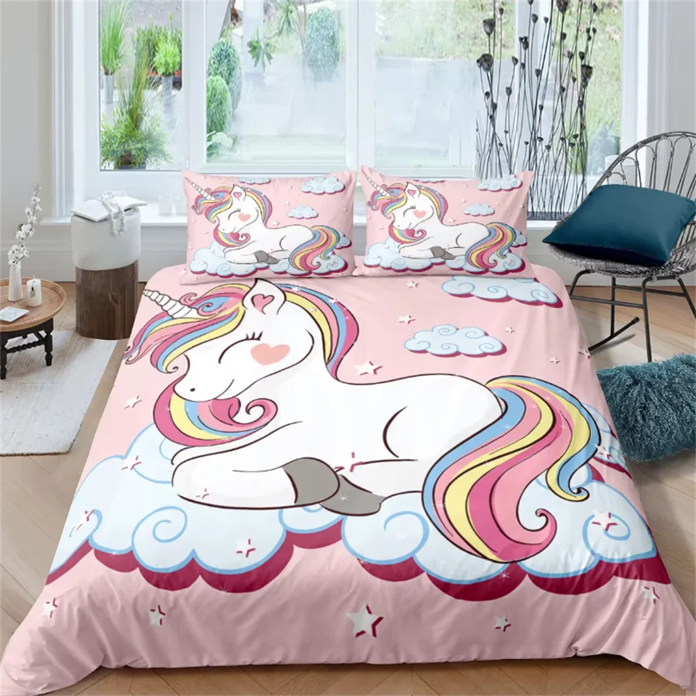 Housse de couette et taie d'oreiller assortie dans une chambre d'enfant
