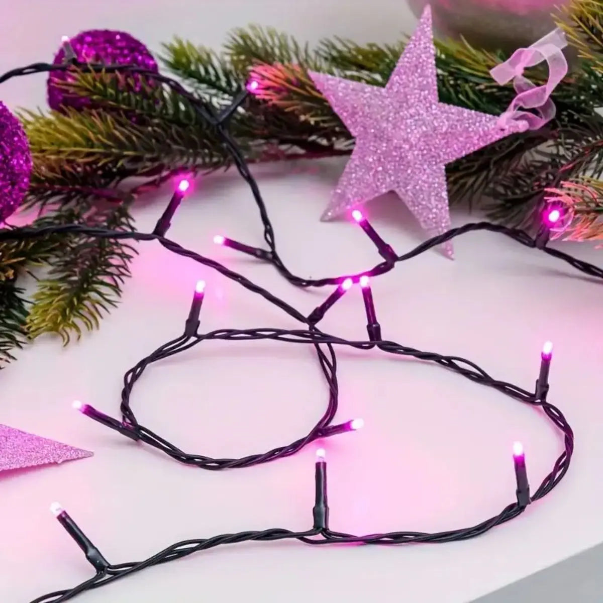 Détail des LED roses scintillantes