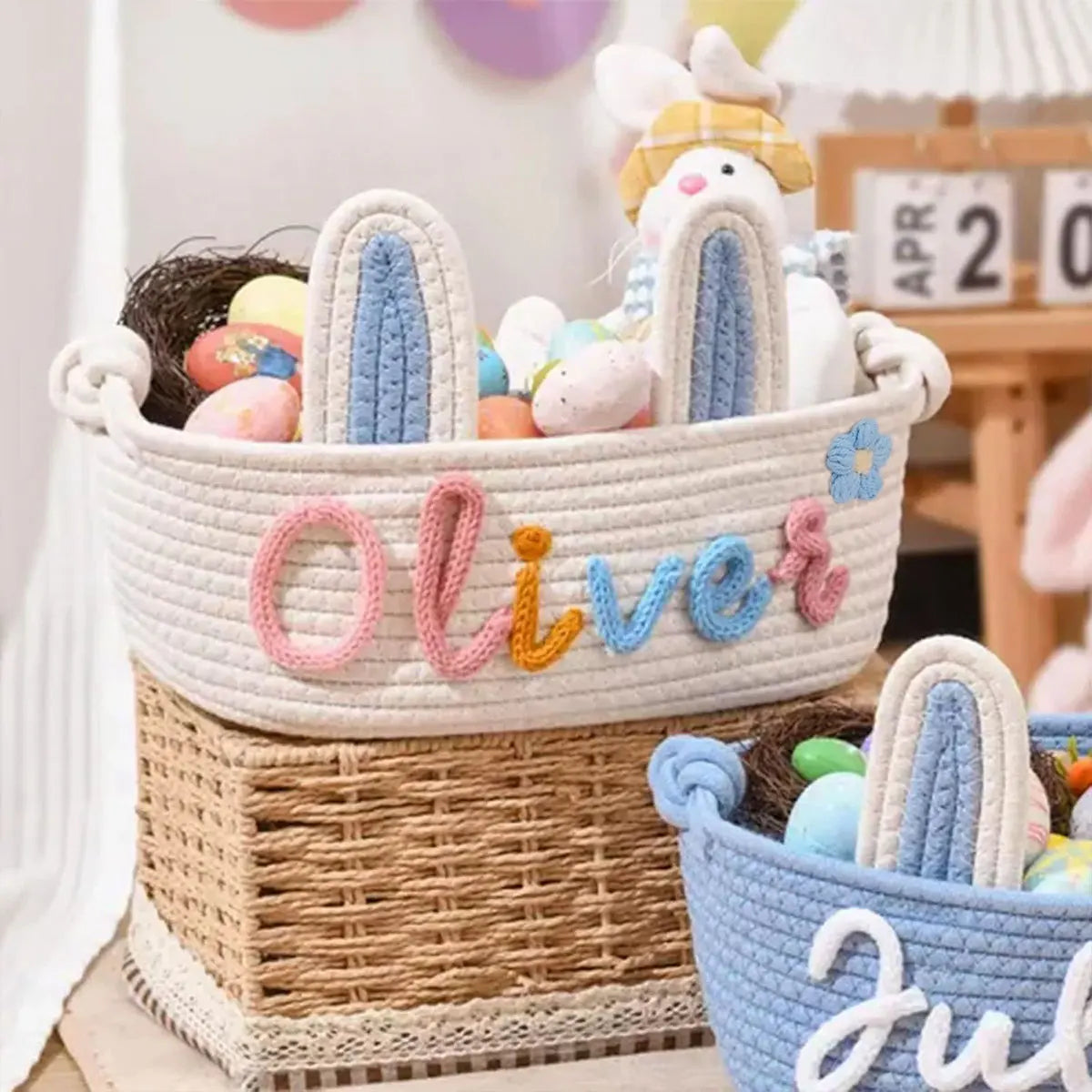 panier rangement tissu coton rose blanc bleu motif tresses décoratif enfant anneaux métalliques prénom
