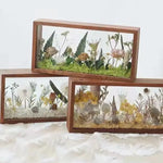 Cadre fleurs séchées bois marron clair fleurs feuilles mousse verre transparent rustique naturel