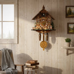 horloge murale pendule bois naturel village traditionnel personnages animaux maison arbre déco salon