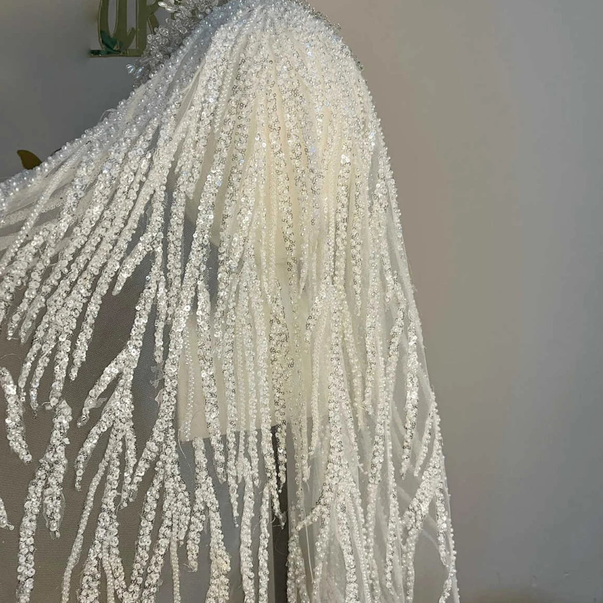voile mariée longue blanc dentelle bord classique mariage translucent femme adultère