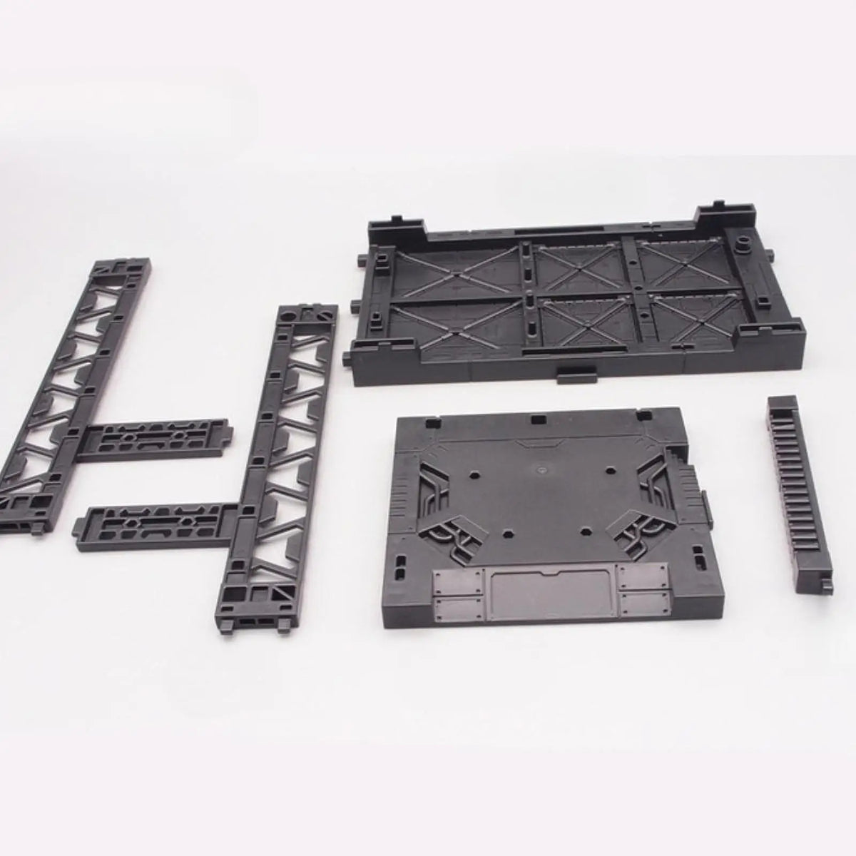 support d'exposition modulaire figurines noires clips fixation socle robuste jouets