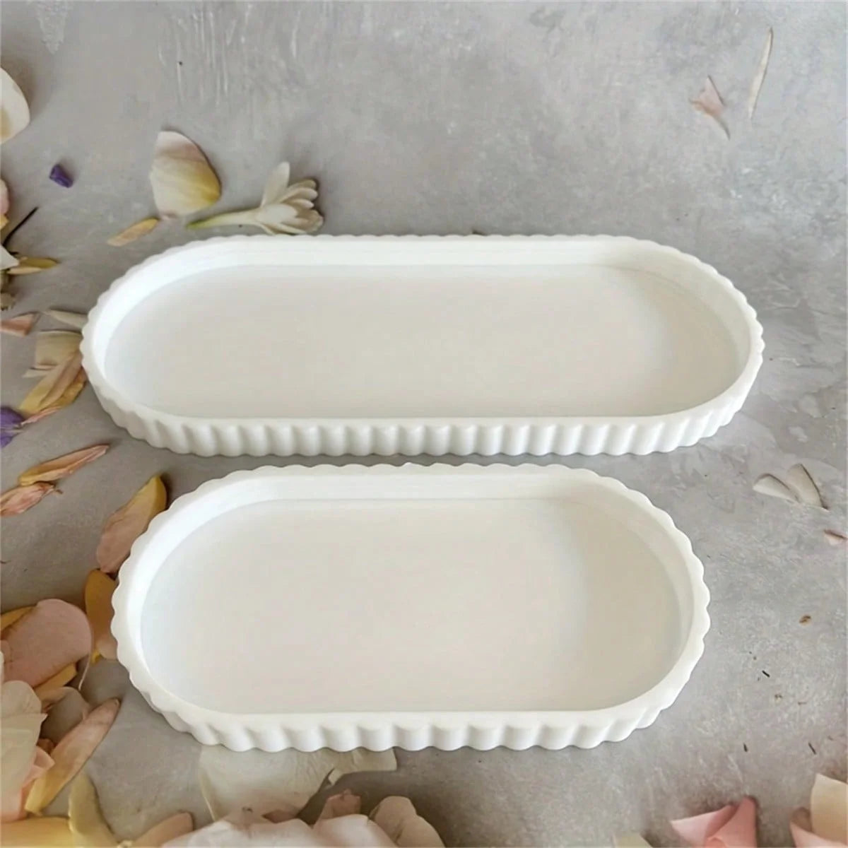 assiettes ovales blanc caoutchouc silicone modernes organisation salle bain cuisine