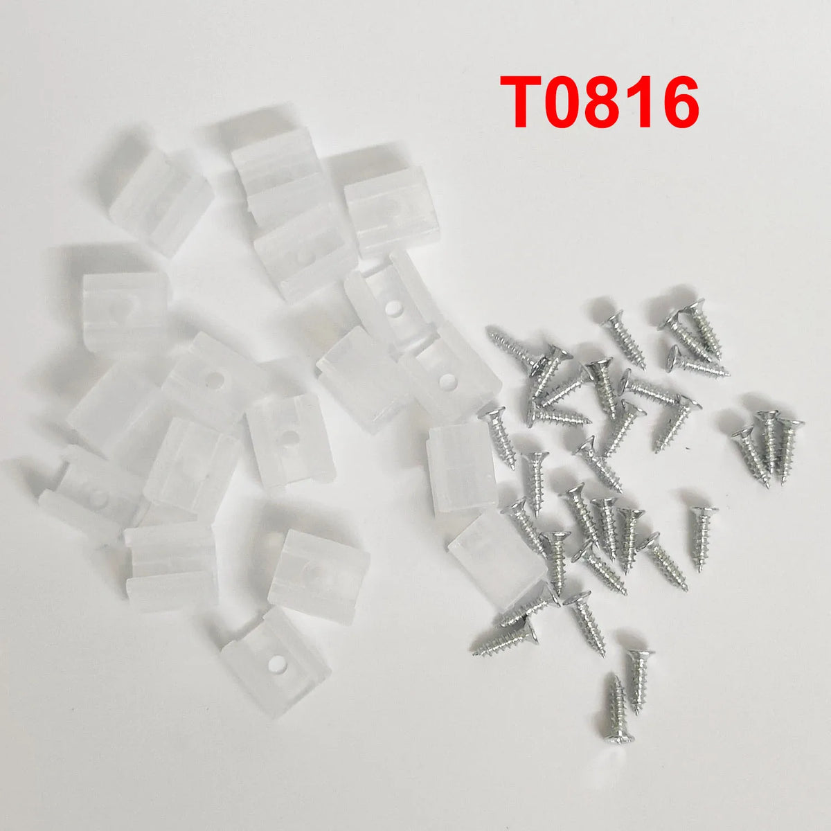 clips fixation blancs rectangulaires perforations pratiques utilitaires vis 6x12mm 8x16mm