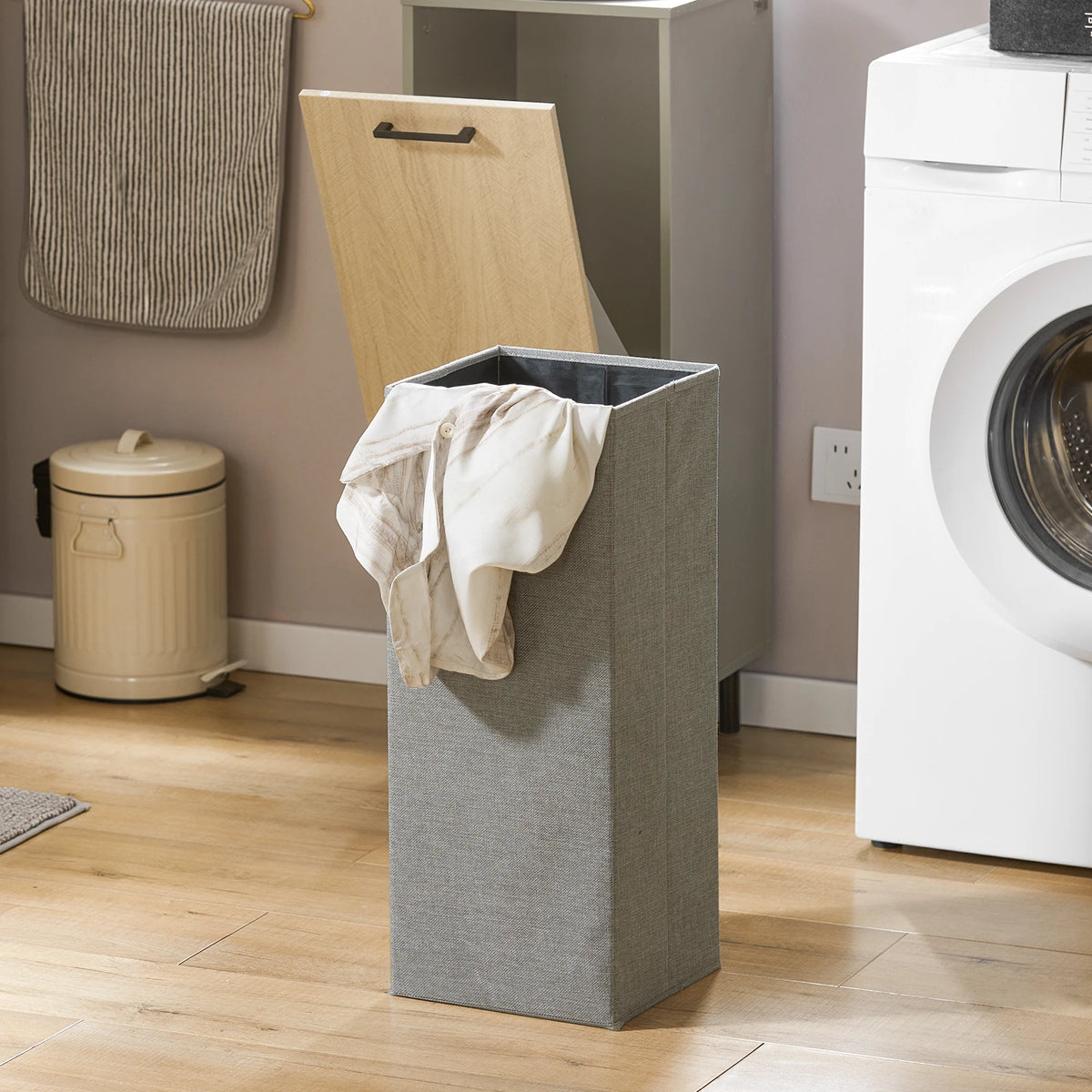 Armoire à linge pliable vue de côté