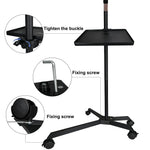 Lampe demi-lune LED fleur de pêcher dans une salle de bain