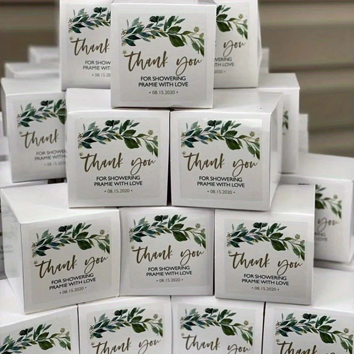 sticker personnalisable blanc adhésif 3cm 4cm 5cm imperméable logo minimaliste pack 20pcs 40pcs 80pcs