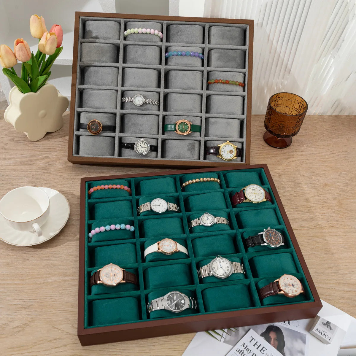 boîte montres bois marron velours gris moderne rangement 30 montres coussin moelleux plateau présentation