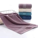 serviettes toilette coton rayées bleu blanc rose pâle absorbantes bain visage salle sport spa