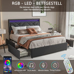Détail des tiroirs de rangement intégrés sous le lit