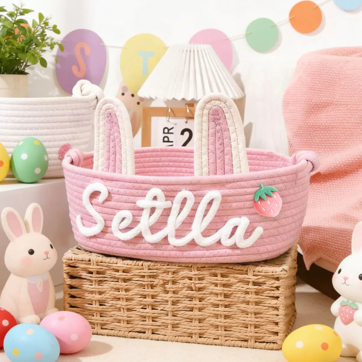 panier rangement tissu coton rose blanc bleu motif tresses décoratif enfant anneaux métalliques prénom