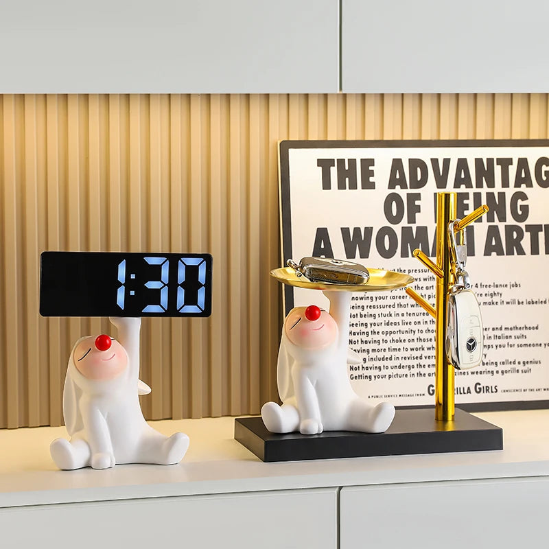 porte clés moderne figurine blanche oreilles tombantes plateau doré horloge digitale clé décoration table