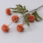 décoration intérieure moderne bouquet artificiel rose blanc violet boules fleurs feuilles vertes mariage anniversaire