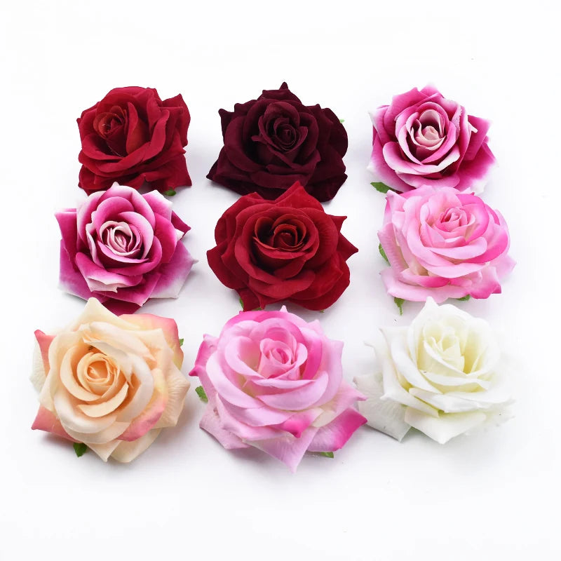 décoration intérieure roses artificielles velours violet rose rouge beige blanc