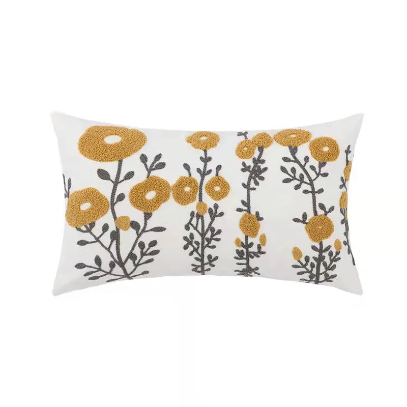 housse coussin brodée géométrique moderne fleur abstraite couleur beige blanc vert jaune décoration intérieure