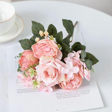 bouquets artificiels roses hydrangeas violettes roses blanches classiques décoration intérieure mariage anniversaire baby shower